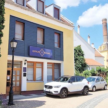 Mosonmagyaróvár Citylife Rooms المظهر الخارجي الصورة