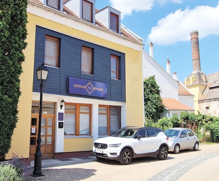 Mosonmagyaróvár Citylife Rooms المظهر الخارجي الصورة